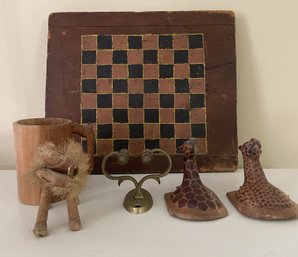 ASSORTED COLLECTION OF ANTIQUE AND VINTAGE WOOD CARVINGS