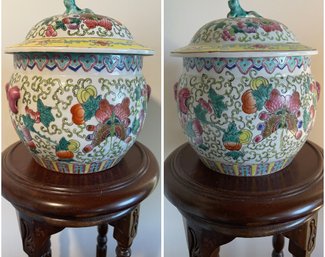 PR OF ANTIQUE CHINESE PORCELAIN FAMILLE LIDDED JARS WITH FOO DOG FINIAL