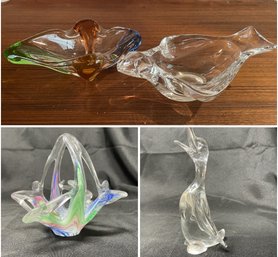 ASSORTED COLLECTION OF GLASS ART FEATURING MURANO PCS