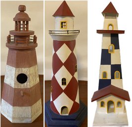 COLLECTION OF DECORATIVE BIRDHOUSES