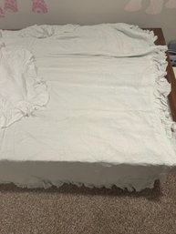 RESTORATION HARDWARE TEEN TATTERED RUFFLE SHEET AND PR OF PILLOW CASES