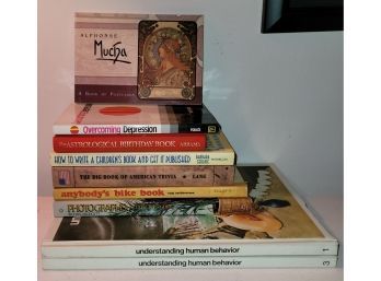 ASSORTED COLLECTION OF BOOKS