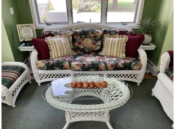 Vintage 10 Piece Wicker Set With All Cushions