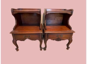 PAIR OF NIGHT STANDS