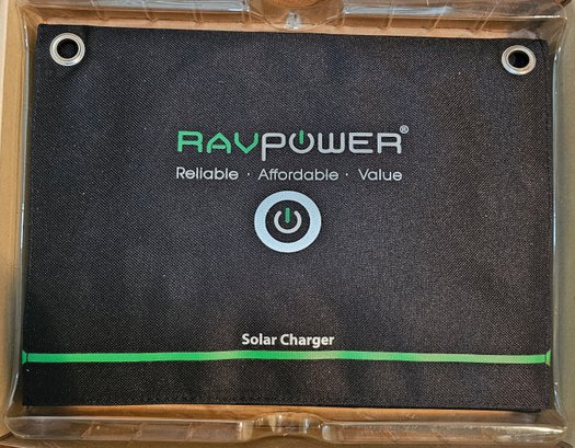 R1 - Ravpower Solar Powered Charger