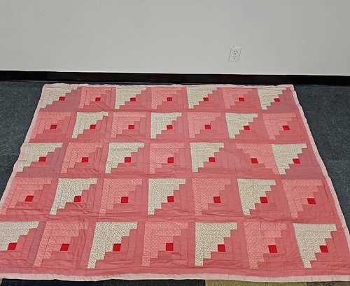 BNH Lot To Include Medium Pink Quilt With White Step Pattern