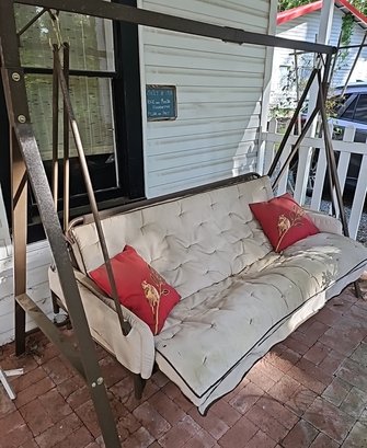 R00 Lot To Include Porch Swing Bench With Awning, Cushion And Pillows
