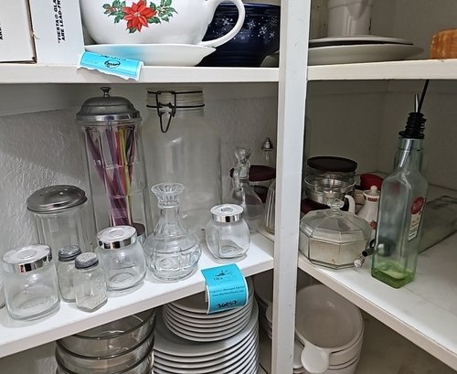 R12 Lot To Include Glass Items From Salt/pepper Shakers To Containers, Straw Holder, Oil Dispensers, More
