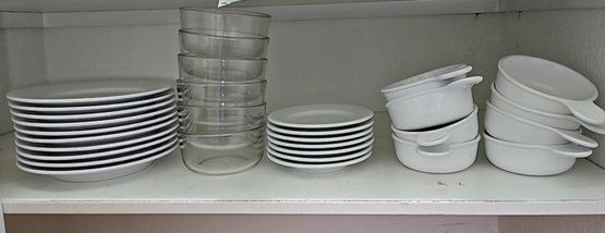 R12 Lot To Include White Bowls, Plates And Glassware