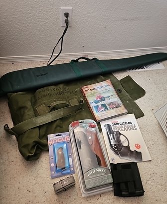 R8 Lot To Include Books On Firearms, Hip Holster, Revolver Monogrip, Bag And Gun Case