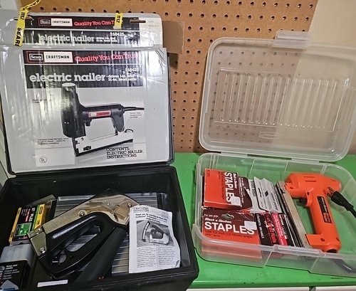 R0 Lot To Include Craftsman Electric Nailer, Craftsman Stapler, Black & Decker Electric Stapler & Accessories