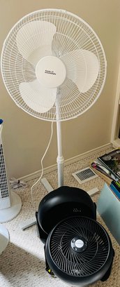 RM4 Lot Of Three Fans Honeywell 12in Fan, 50 Oscillating Adjustable Fan