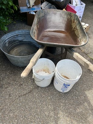 R00 Old Wheelbarrow, Metal Bucket, Two Plastic Buckets