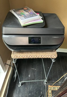 R11 HP OfficeJet 5255 Printer, Turned On At Time Of Lotting, With A Wicker Top Side Table