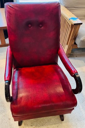 R7 Rocking Chair Appears To Be Leather