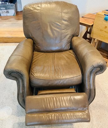 R7 Recliner Chair/Leather Like Material 2 Of 2