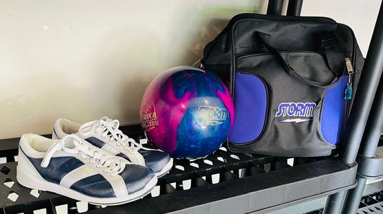 R0 Bowling Ball With Bag And Shoes 9.5