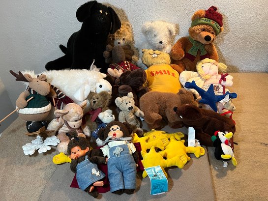 R3 Stuffed Bears And Animals Includes Vintage Japanese Monchhichi Dolls