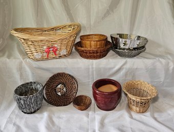 R7 Assortment Of Wicker And Metal Baskets, Flower Pots
