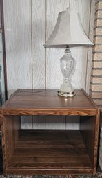 R5 Vintage Glass Lamp And Mid Century Style Faux Wood End Table