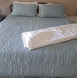 King Size Bedding And Pillows