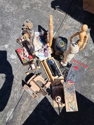 Vintage Singer Sewhandy, Singer Storage Tin Box And Various Various Figureans