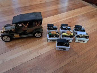 Miniature Antique Model Cars And Antique Model Car With AM Radio