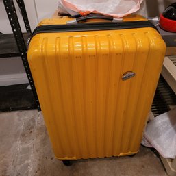 R1 Luggage Bags, 2 Packable  Zip Apart Duffel Bags, Backpack Cooler, Barebone Foraging Bag, Camo Camelback