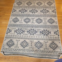 R14 Southwest Style Area Rug