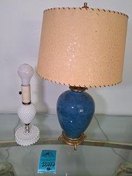 R1 Two Lamps (one Missing A Lamp Shade)