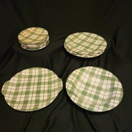 R2 Royal China 7 Appetizer Plates, 4 Salad Plates, Serving Bowl And Platter
