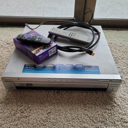 R5 Roku Express 4k, Sony Cd/DVD 5 Disc Changer, And Hdmi Cable
