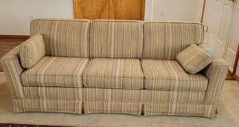 R1 Full Sized Couch With Removable Seat Cushions