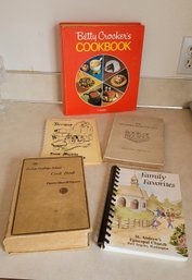 R2 Assorted Vintage Cookbooks