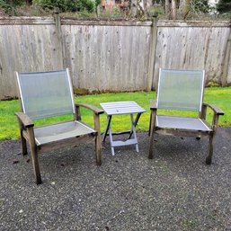 R00 Set Of 2 Co9 Design Deck Chairs And Plastic Folding Table