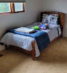 R10 Twin Bed Including Frame, Mattress, Sheets, Comforters, Blankets And Boys Size Small Clothes