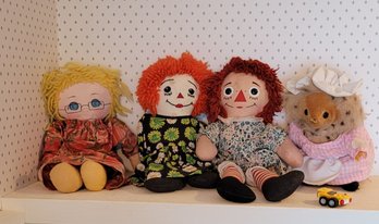R10 Collection Of Vintage Dolls Including Raggedy Ann, Mrs Beasley, And Mrs. Tiggy Winkd