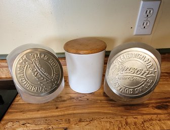 R2 Set Of Two Mason Storage Jars, Wood And Ceramic Storage Jars And Decorative  Trivet