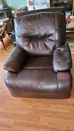 R1 Leather Like Recliner Chair