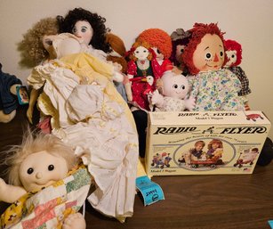 R6 Raggedy Ann With Other Soft Dolls And Small Model Wagon In Box