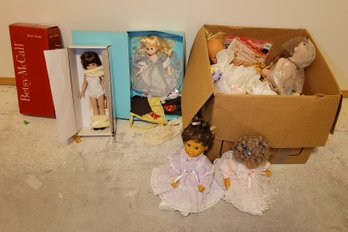 R6 Betsy McCall: 'just Betsy,' Cinderella Book And Box Of Assorted Dolls, Clothes And Other Doll Making Items