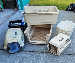 R0 Assorted Sized Travel Kennels, 2-way Cat Flap, Pet Food Dishes, And Other Items