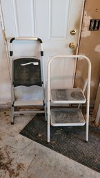 R0 Set Of 2 Folding  Step Ladders With 2 Steps