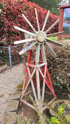 R00 Wooden Windmill Outdoor Art