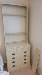 R15 Ethan Allen Book Shelf With 3 Drawers
