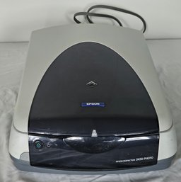 R10 Epson Perfection 2450 Photo Scanner