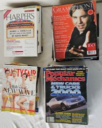 R10 Assortment Of Magazines Including Copies Of The New Yorker, Vanity Fair, Harper's, Gramophone, And More.