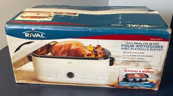 16 Quart Roasting Oven And Lid Includes Roasting Rack, Three Buffet Serving Dishes