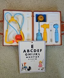 R8 Fisher-Price Medical Kit With Missing Pieces