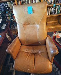 R5 Leather-like Office Swivel Chair